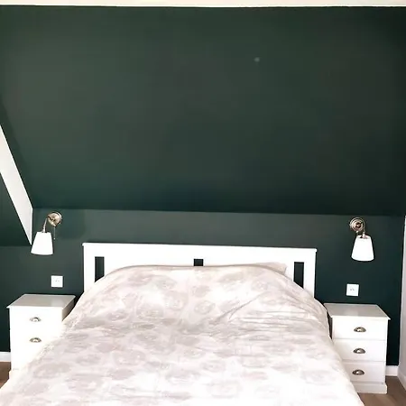 Maison Proche Du Mont Saint Michel Holiday home *